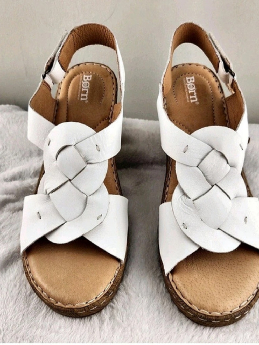 Born Women's Size 11 M Khel Wedge Leather White  Sandals Shoes  362